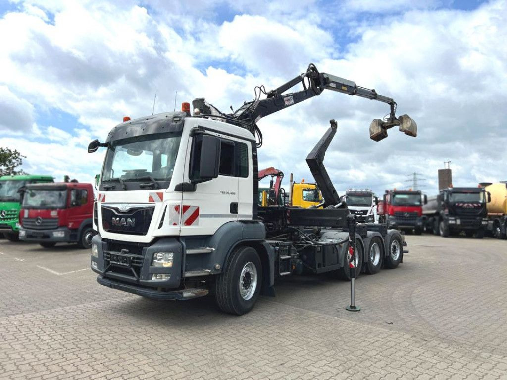 MAN TG-S 35.480 8x4 BL Abrollkipper mit Kran Penz-15 - Abrollkipper, Autokran: das Bild 3 MAN TG-S 35.480 8x4 BL Abrollkipper mit Kran Penz-15 - Abrollkipper, Autokran: das Bild 3