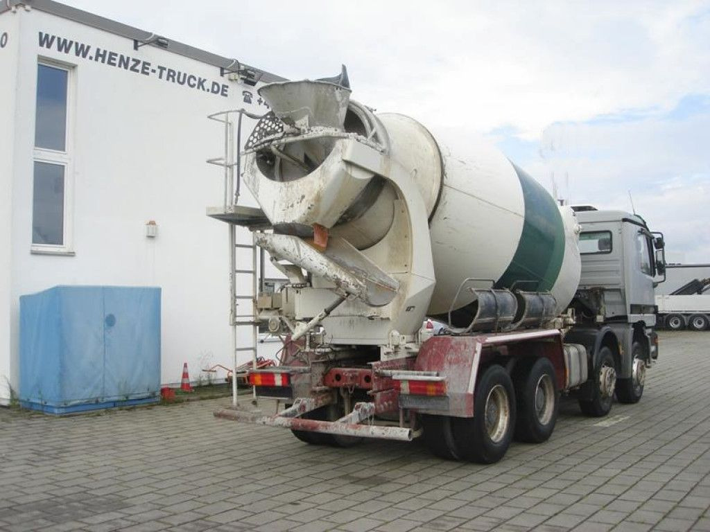 Mercedes-Benz Actros 3235 B 8x4 Betonmischer Stetter 9m³ -Deut - Fahrmischer: das Bild 3 Mercedes-Benz Actros 3235 B 8x4 Betonmischer Stetter 9m³ -Deut - Fahrmischer: das Bild 3
