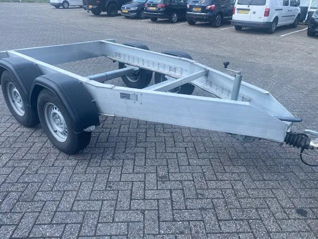 Diversen Bolle . 2 asser aanhangwagen voor kogelkoppeling 3500 kg - Fahrgestell Anhänger: das Bild 4 Diversen Bolle . 2 asser aanhangwagen voor kogelkoppeling 3500 kg - Fahrgestell Anhänger: das Bild 4