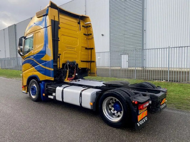 Volvo FH 13.460 trekker, met XL cabine, special paint en incl parc cool, fridge, - Sattelzugmaschine: das Bild 3 Volvo FH 13.460 trekker, met XL cabine, special paint en incl parc cool, fridge, - Sattelzugmaschine: das Bild 3