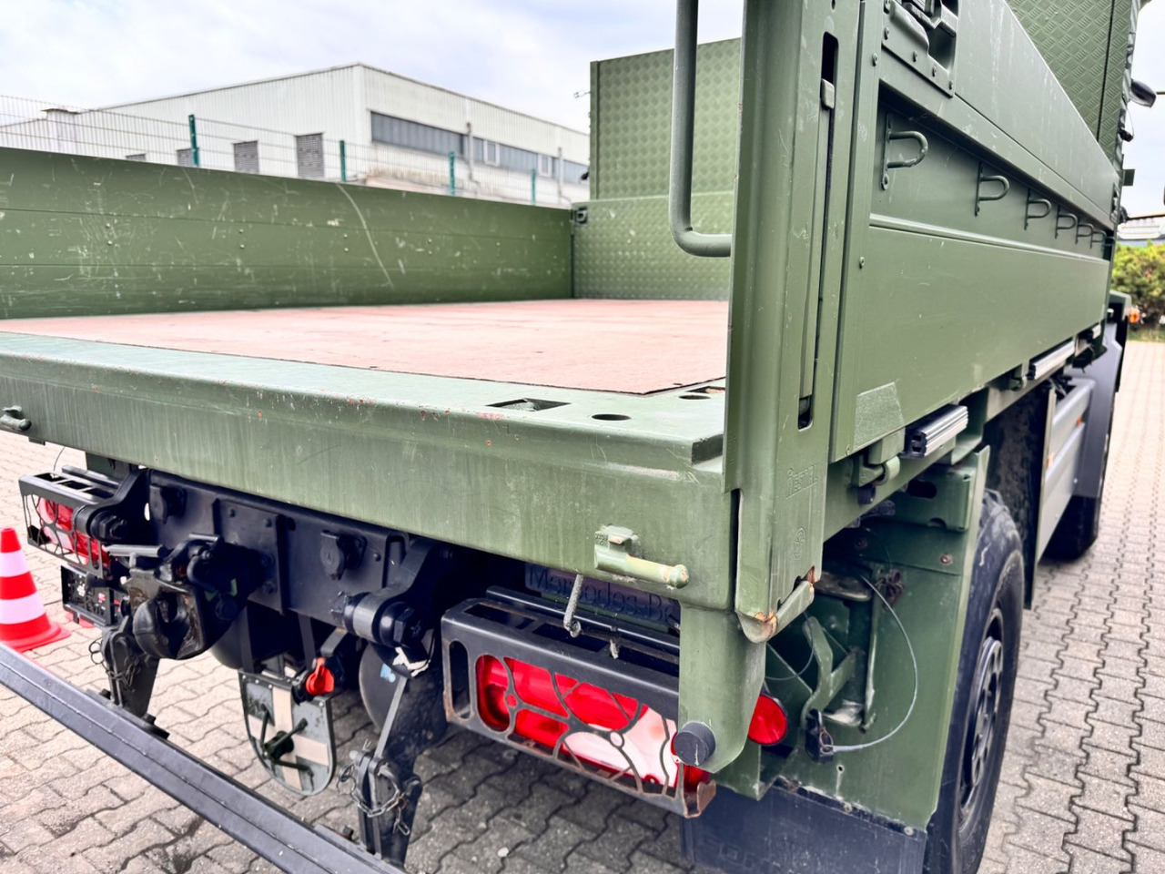 Mercedes-Benz 1018 Atego 4x4 Allrad Camper Expedition - Containerwagen/ Wechselfahrgestell LKW: das Bild 5 Mercedes-Benz 1018 Atego 4x4 Allrad Camper Expedition - Containerwagen/ Wechselfahrgestell LKW: das Bild 5