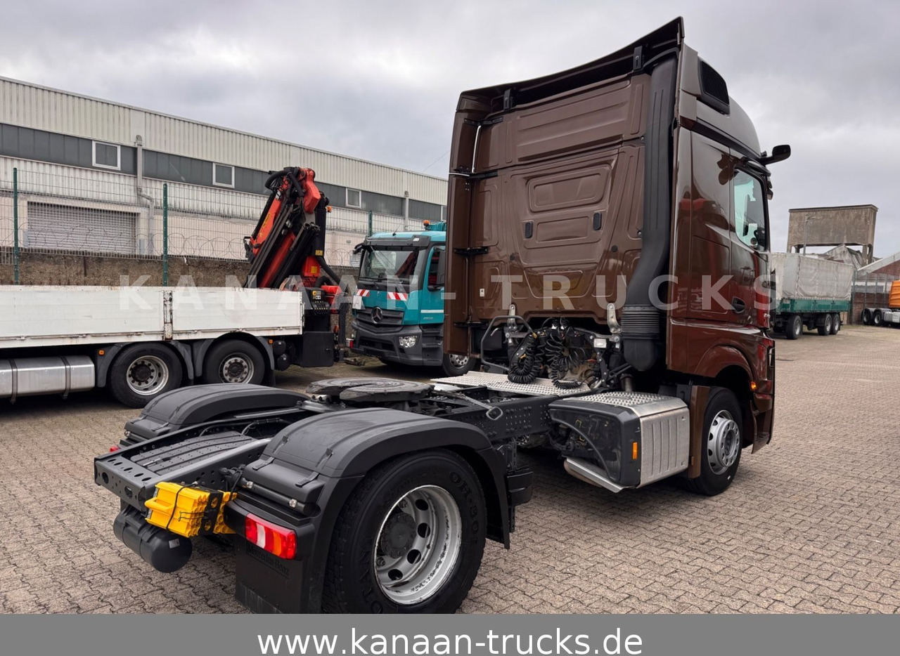 Mercedes-Benz 1848 Actros 5 BigSPace - Sattelzugmaschine: das Bild 4 Mercedes-Benz 1848 Actros 5 BigSPace - Sattelzugmaschine: das Bild 4