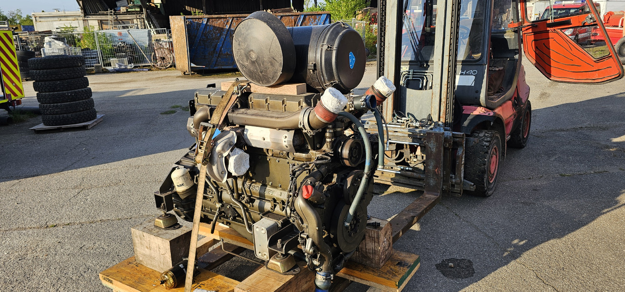 DAF XE 390 C1 - Motor: das Bild 1 DAF XE 390 C1 - Motor: das Bild 1