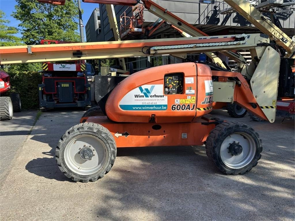 JLG 600 AJ (3218) - Gelenkarmbühne: das Bild 2 JLG 600 AJ (3218) - Gelenkarmbühne: das Bild 2