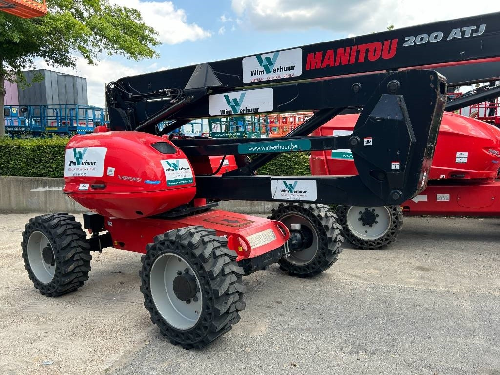 Manitou 200 ATJ RC - Gelenkarmbühne: das Bild 3 Manitou 200 ATJ RC - Gelenkarmbühne: das Bild 3