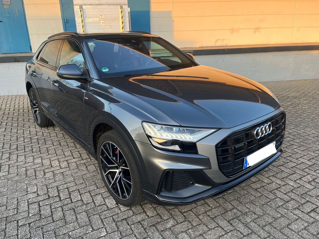 Audi Q8 50 TDI quattro tiptronic 22 Zoll*3xSline*Pano Audi Q8 50 TDI quattro tiptronic 22 Zoll*3xSline*Pano - SUV/ Geländewagen: das Bild 1 Audi Q8 50 TDI quattro tiptronic 22 Zoll*3xSline*Pano Audi Q8 50 TDI quattro tiptronic 22 Zoll*3xSline*Pano - SUV/ Geländewagen: das Bild 1