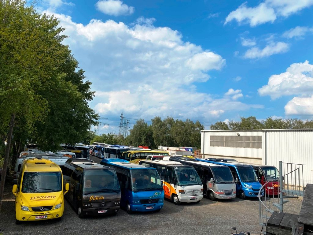 Iveco 2x Irisbus Crossway SFR 160 *AC*100 km/h*Schalt* - Linienbus: das Bild 2 Iveco 2x Irisbus Crossway SFR 160 *AC*100 km/h*Schalt* - Linienbus: das Bild 2