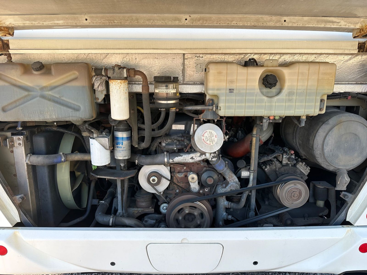 Iveco Irisbus Crossway LE SFR 162 *AC*100 km/h*Schalt - Linienbus: das Bild 3 Iveco Irisbus Crossway LE SFR 162 *AC*100 km/h*Schalt - Linienbus: das Bild 3