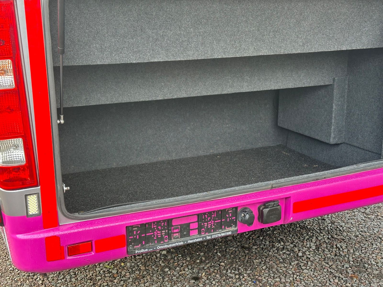 Iveco RAPIDO 70c21 (Garantie 06.2027*Motor neu 09.25) - Kleinbus, Personentransporter: das Bild 4 Iveco RAPIDO 70c21 (Garantie 06.2027*Motor neu 09.25) - Kleinbus, Personentransporter: das Bild 4