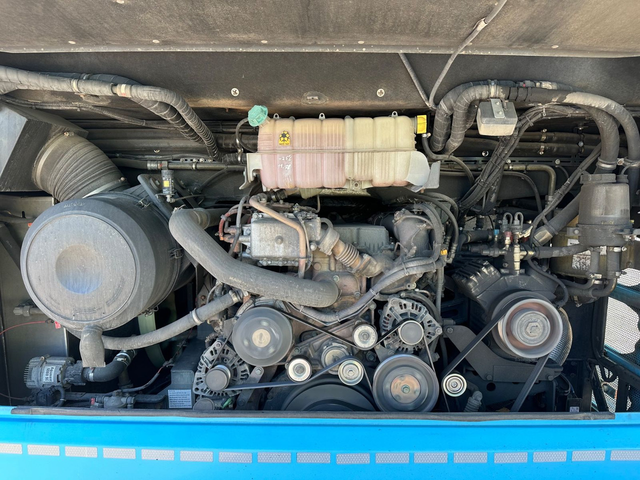 MAN R08 Lions Coach L (60 Sitze*Schalt) - Reisebus: das Bild 3 MAN R08 Lions Coach L (60 Sitze*Schalt) - Reisebus: das Bild 3