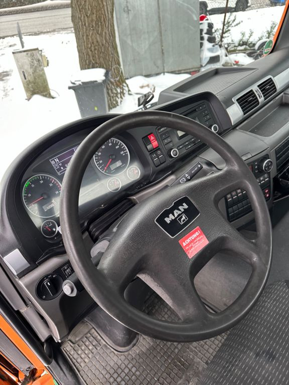 MAN TGS 26.400 6X2-2 BL Meille RK 20.70 Absetzkipper MAN TGS 26.400 6X2-2 BL Meille RK 20.70 Absetzkipper - Absetzkipper: das Bild 3 MAN TGS 26.400 6X2-2 BL Meille RK 20.70 Absetzkipper MAN TGS 26.400 6X2-2 BL Meille RK 20.70 Absetzkipper - Absetzkipper: das Bild 3