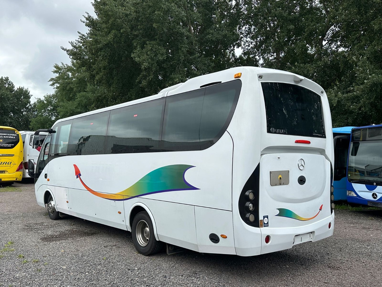 Mercedes-Benz Atego Unvi (DE*Klima*35 Sitze) O350 K/ Tourino - Kleinbus, Personentransporter: das Bild 2 Mercedes-Benz Atego Unvi (DE*Klima*35 Sitze) O350 K/ Tourino - Kleinbus, Personentransporter: das Bild 2