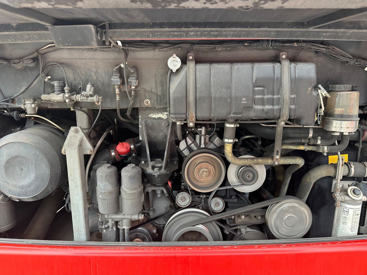 Mercedes-Benz O550 Integro (58 Sitze*Klima) - Überlandbus: das Bild 4 Mercedes-Benz O550 Integro (58 Sitze*Klima) - Überlandbus: das Bild 4