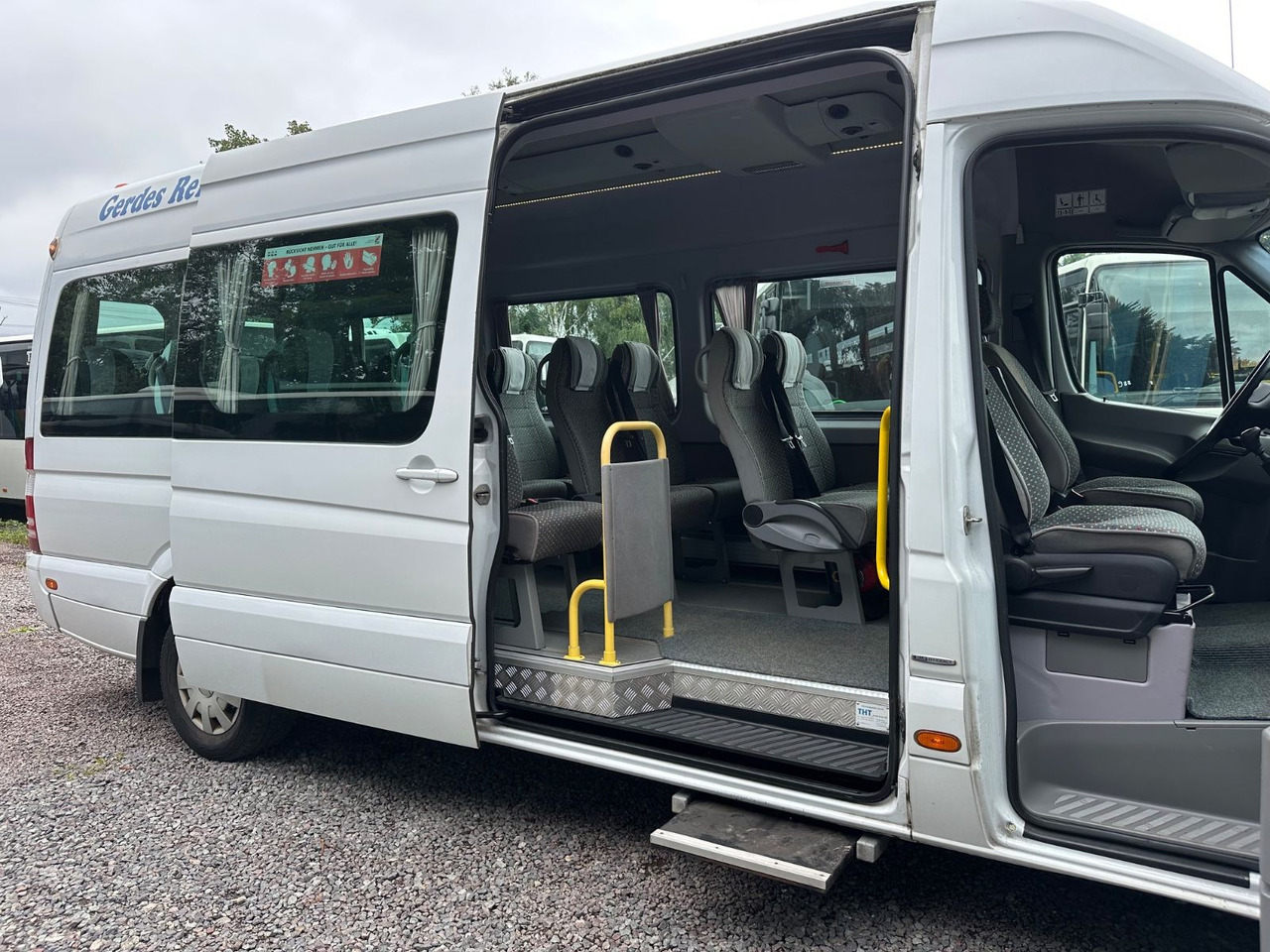 Mercedes-Benz Sprinter 316 CDi (17Sitze*DE*AC*Reise) - Kleinbus, Personentransporter: das Bild 3 Mercedes-Benz Sprinter 316 CDi (17Sitze*DE*AC*Reise) - Kleinbus, Personentransporter: das Bild 3