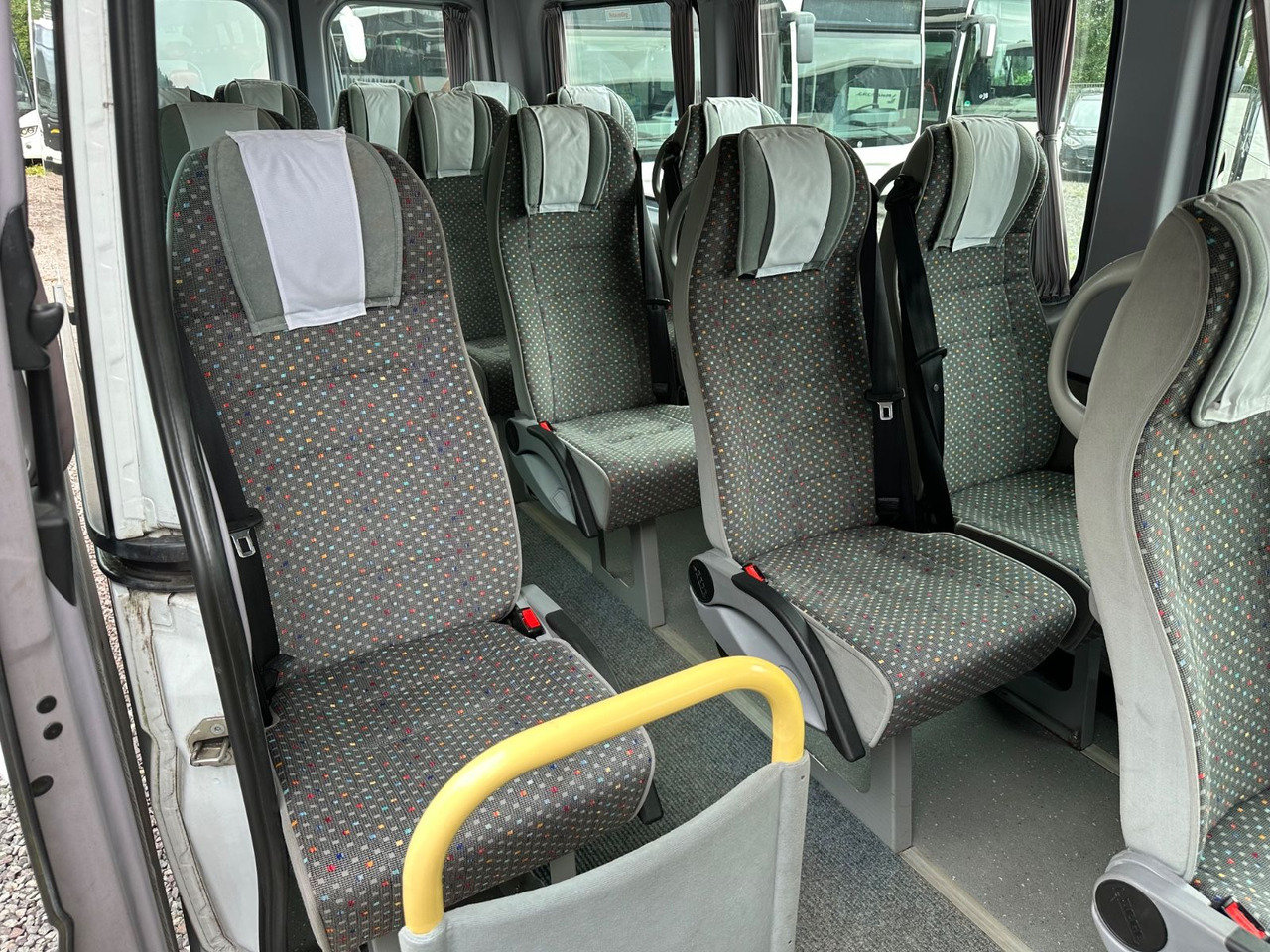 Mercedes-Benz Sprinter 316 CDi (17Sitze*DE*AC*Reise) - Kleinbus, Personentransporter: das Bild 5 Mercedes-Benz Sprinter 316 CDi (17Sitze*DE*AC*Reise) - Kleinbus, Personentransporter: das Bild 5