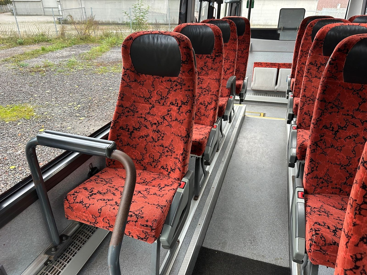 Mercedes-Benz Sprinter XL 616 CDi (DE*Klima*) - Kleinbus, Personentransporter: das Bild 4 Mercedes-Benz Sprinter XL 616 CDi (DE*Klima*) - Kleinbus, Personentransporter: das Bild 4