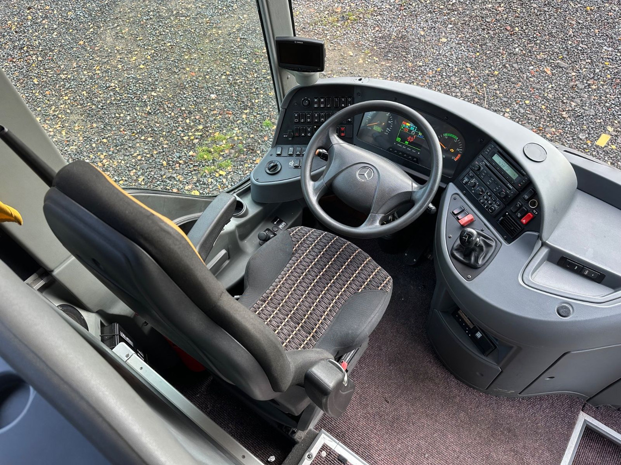 Mercedes-Benz Tourismo O350 17 RHD-L (59Sitze*DE*TOP) - Reisebus: das Bild 5 Mercedes-Benz Tourismo O350 17 RHD-L (59Sitze*DE*TOP) - Reisebus: das Bild 5