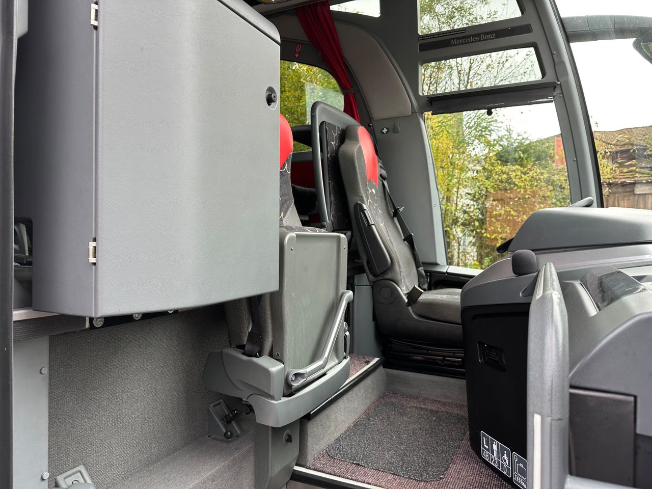 Mercedes-Benz Travego O580 16 RHD-M (LuxLine*TOP*DE) - Reisebus: das Bild 4 Mercedes-Benz Travego O580 16 RHD-M (LuxLine*TOP*DE) - Reisebus: das Bild 4