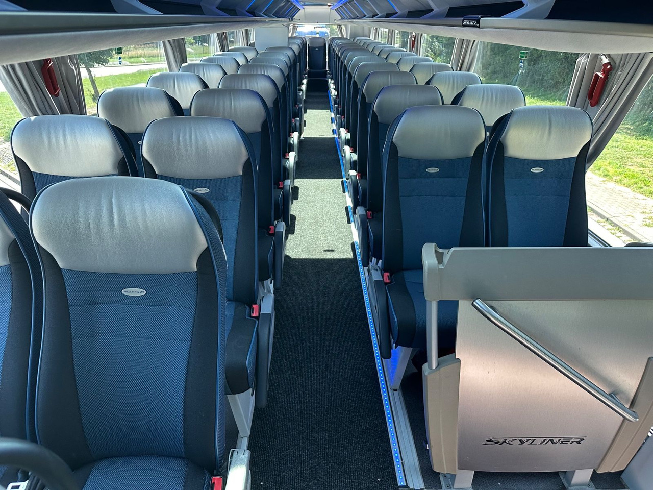 Neoplan P06 Skyliner L (83 Sitze*TOP*Motor Neu*Panorama) - Doppeldeckerbus: das Bild 5 Neoplan P06 Skyliner L (83 Sitze*TOP*Motor Neu*Panorama) - Doppeldeckerbus: das Bild 5