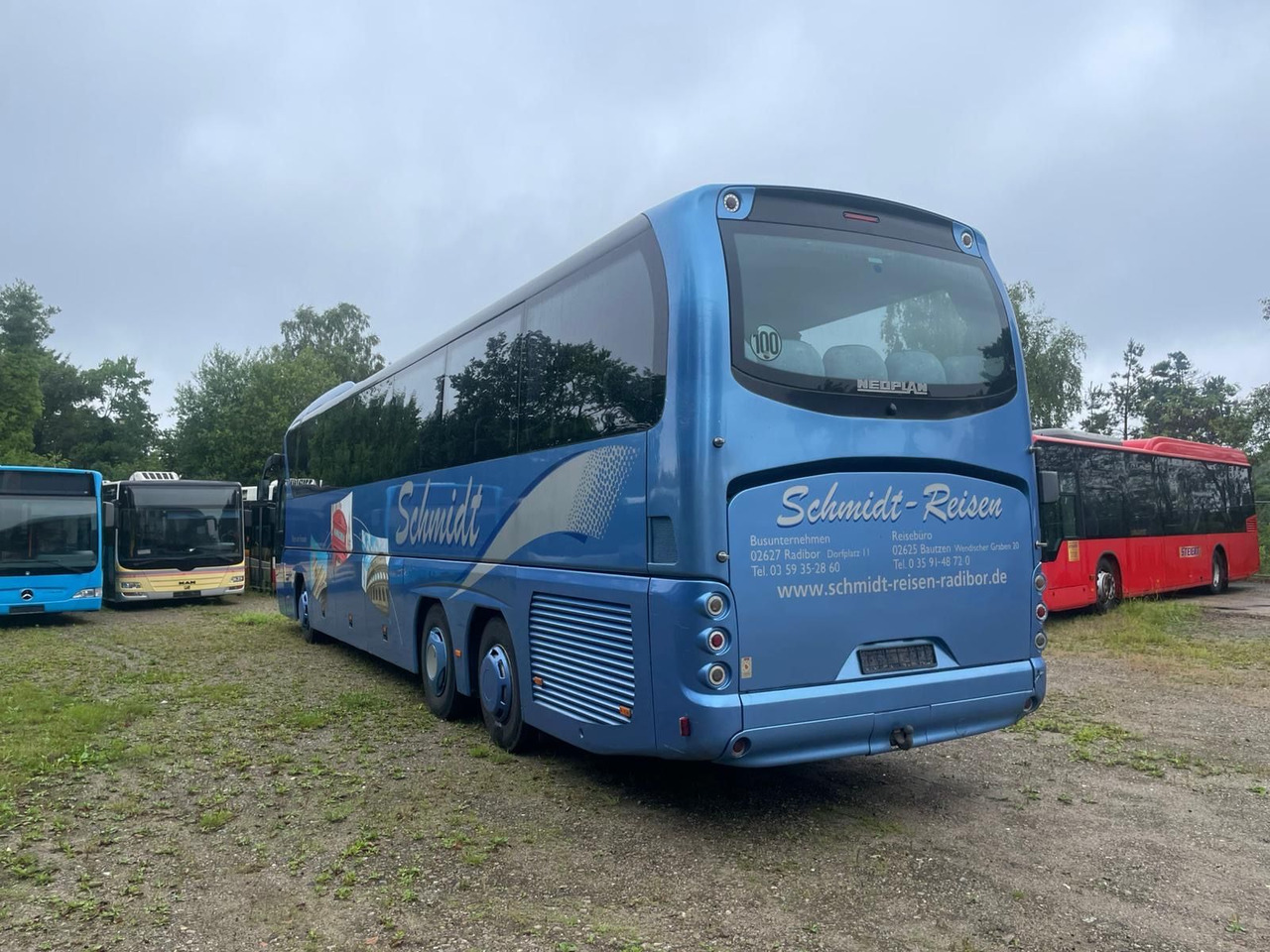 Neoplan Tourliner L P22 (59 Sitze*Schalt*TOP*DE) - Reisebus: das Bild 2 Neoplan Tourliner L P22 (59 Sitze*Schalt*TOP*DE) - Reisebus: das Bild 2
