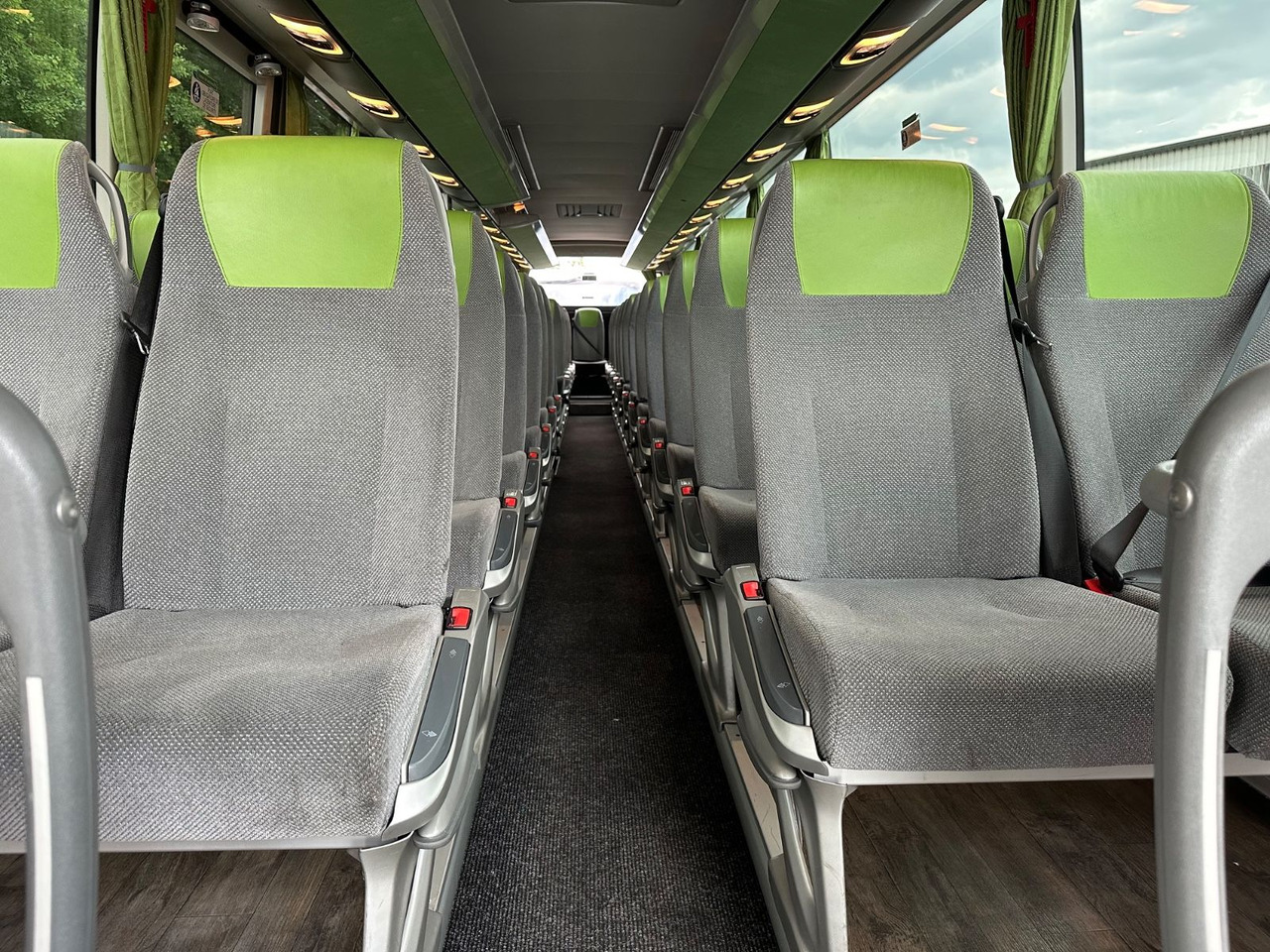 Reisebus Setra S 516 HD/2A  (54 Sitze*DE-Bus): das Bild 21